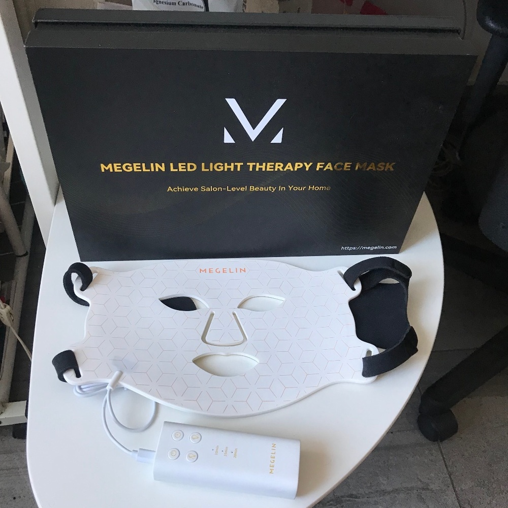 *update: Not for sale until further notice* Megelin LED Red Light Therapy mask
